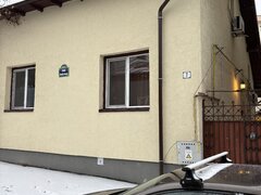 Discret, pe Domnita Ancuta, regim hotelier